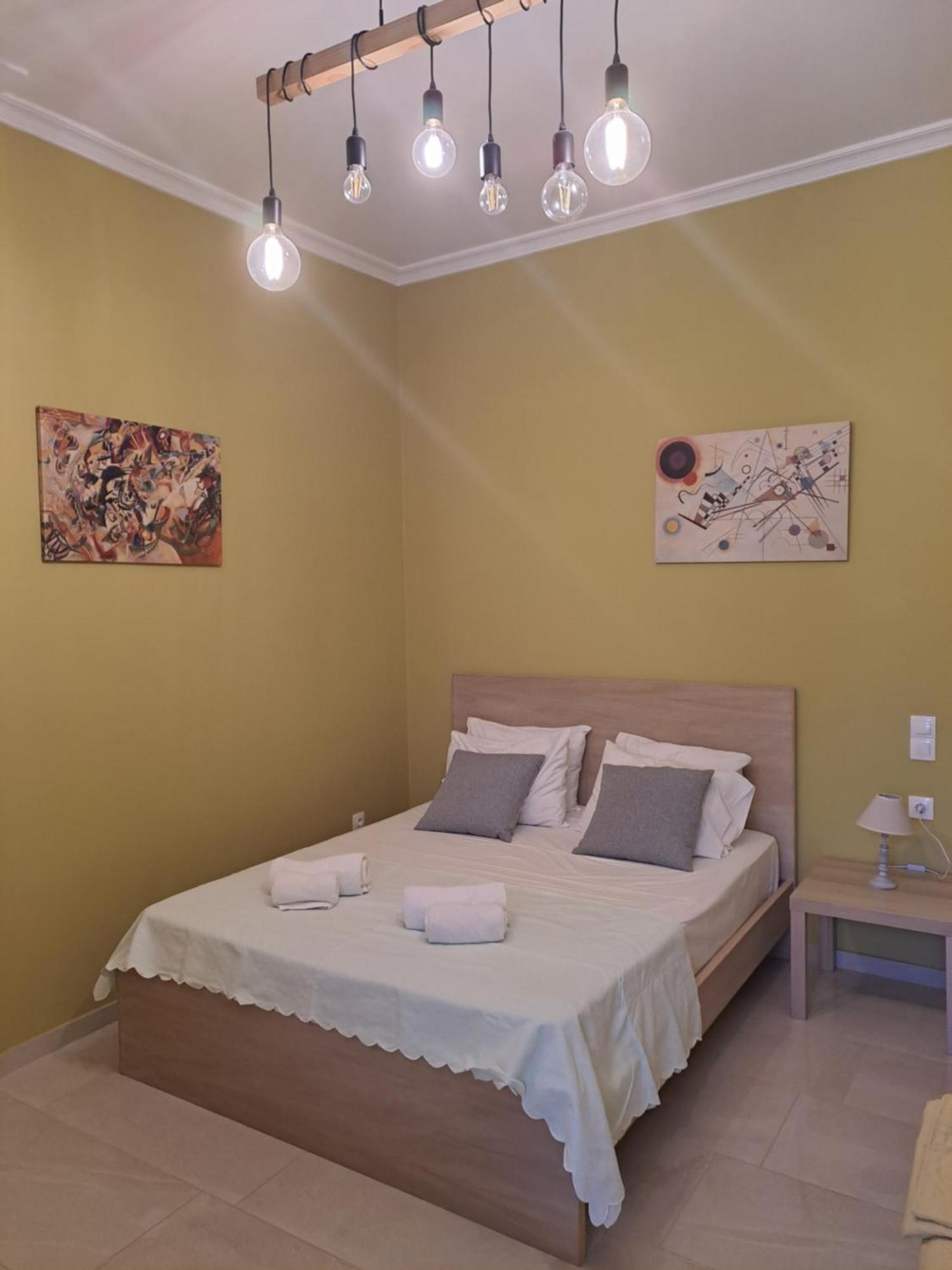 Vicky'S Place,Near Athens Airport โกโรปิออน ภายนอก รูปภาพ